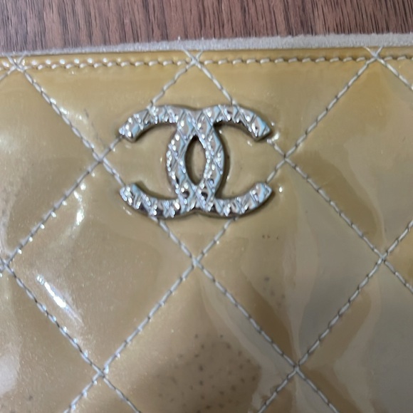 Chanel Long Zippy Wallet - Picture 3 of 12